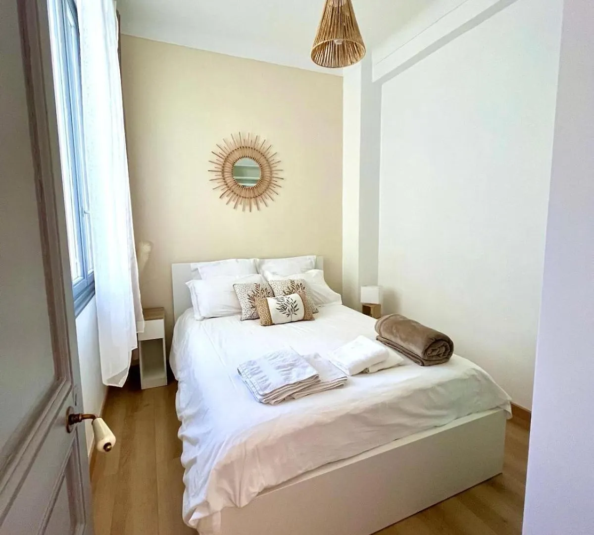 Nice - Appartement T3 Renove De 50 M2 Classe 2 Etoiles 0*,